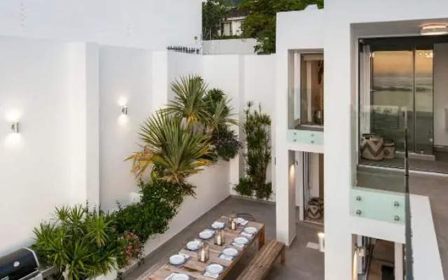 Sandpiper House