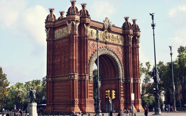Отель Barcelona Cosy Rooms вид на фасад
