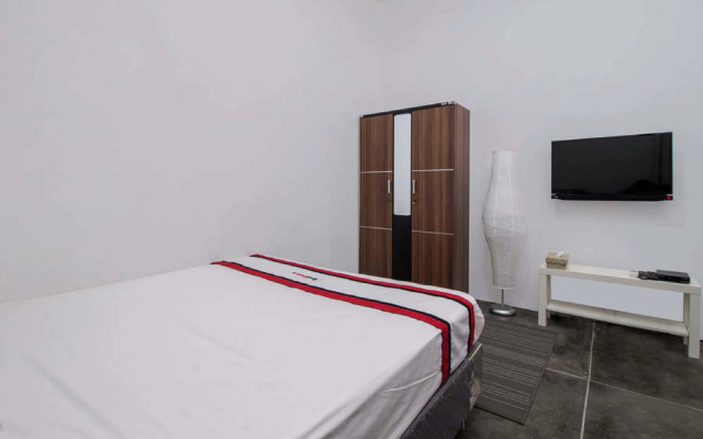 RedDoorz @ Yado Radio Dalam