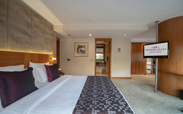 Crowne Plaza Istanbul - Harbiye by IHG
