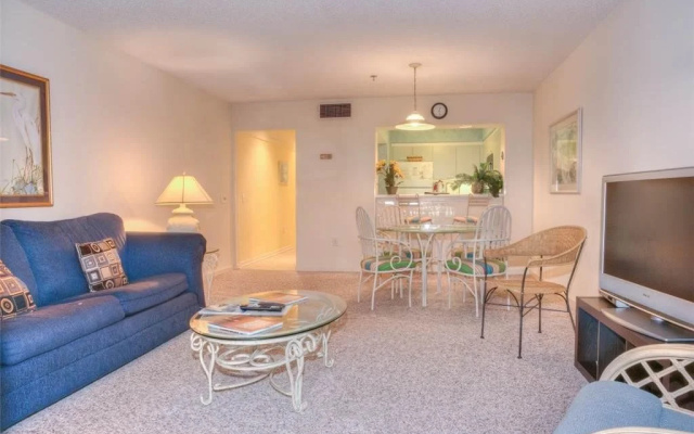 Laurel Court 307
