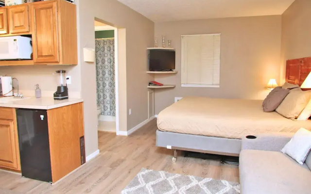 Shanty Creek 2bd 2ba Adjoining Rooms Ski-golf