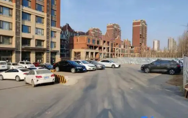 Shuimo Yijia Apartment (Qingte Town 204 National Road Branch)
