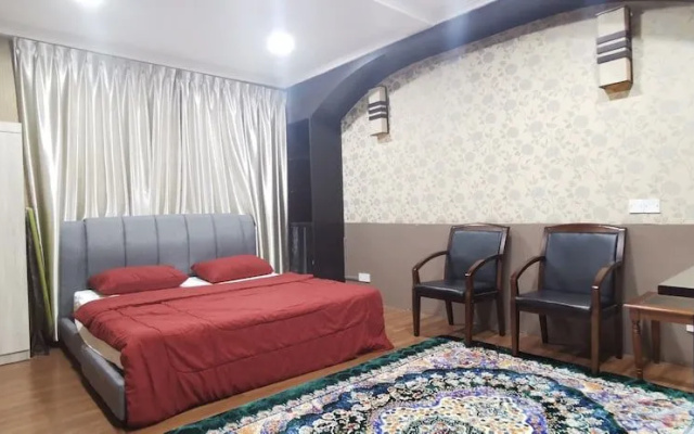 OYO Home 90372 Greybirds Hostel