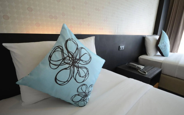 Отель Chaba Inn Srinakarin