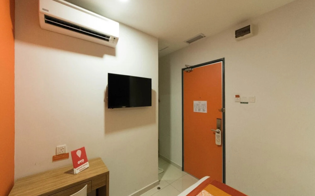 OYO 145 Sovotel Hotel Uptown 36