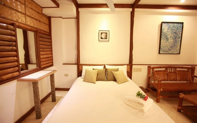 Club Mabuhay Lalaguna Resort