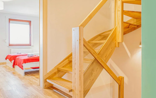 Beautiful Home in Mielno With 5 Bedrooms and Wifi