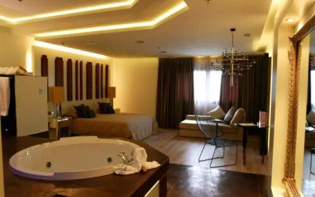 Kadrit Hotel
