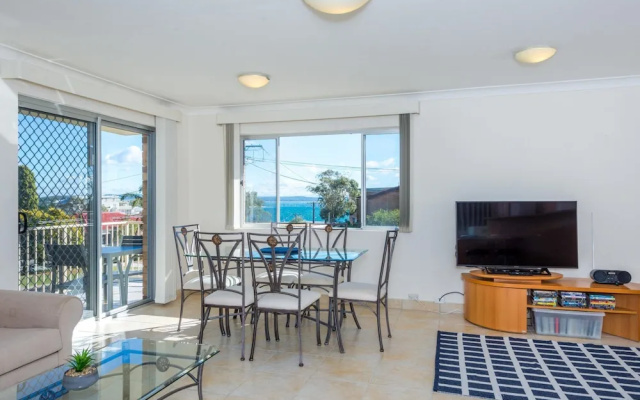 Ronald Avenue 1/65 - Shoal Bay