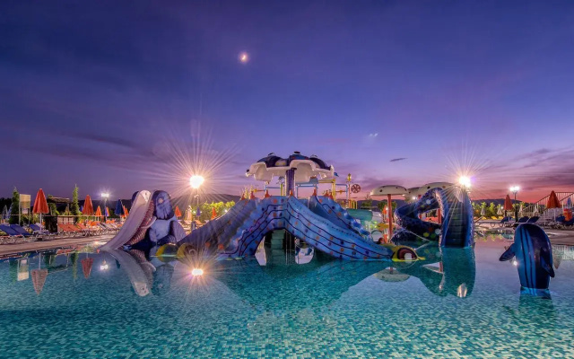 Caretta Beach Holiday Village