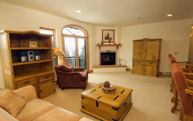 Bear Creek Lodge