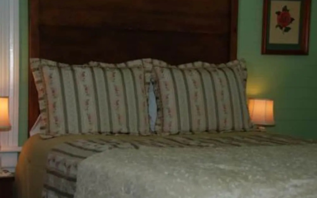 The Mountain Rose Inn