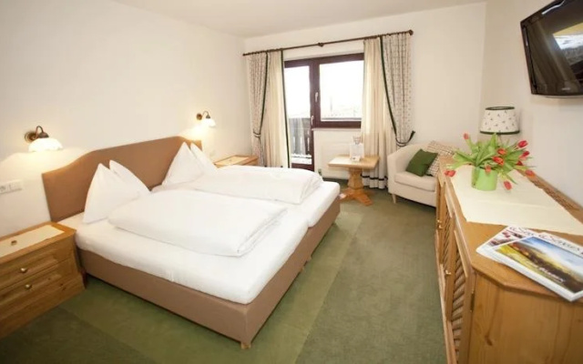 Hotel Pension Theresia