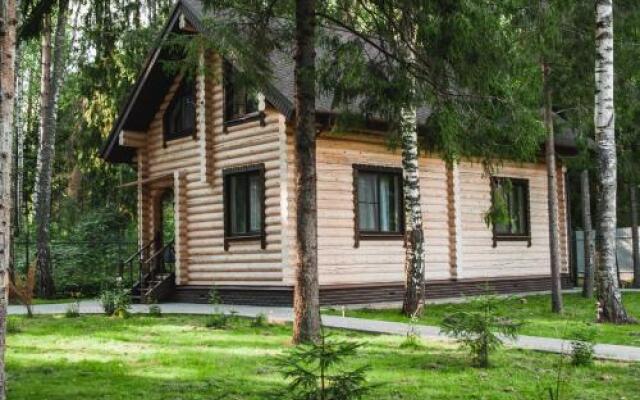 Гостиница Guest House Romashkino в Лунево отзывы, цены и фото номеров - забронировать гостиницу Guest House Romashkino онлайн вид на фасад