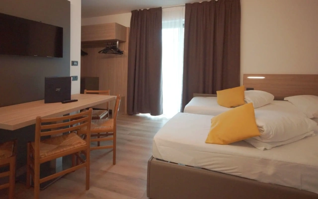 Ambassador Suite Hotel