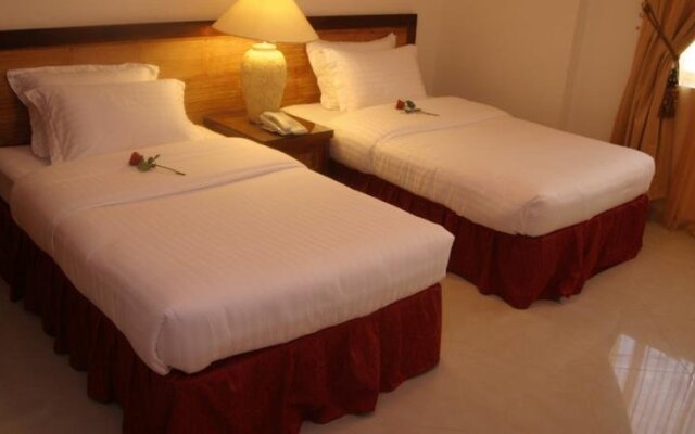 Отель Golden Crown Hotel Apartments ОАЭ, Шарджа - отзывы, цены и фото номеров - забронировать отель Golden Crown Hotel Apartments онлайн комната для гостей