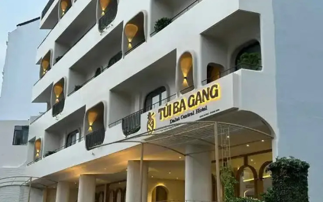 Túi Ba Gang Central Hotel