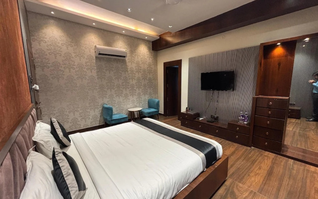 KS Square Hotel