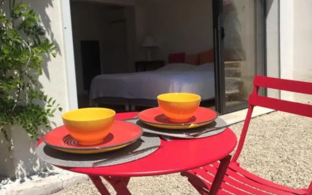 Studio 36m2, Dans Un Beau Domaine Privee Au Calme. (Adults Only)