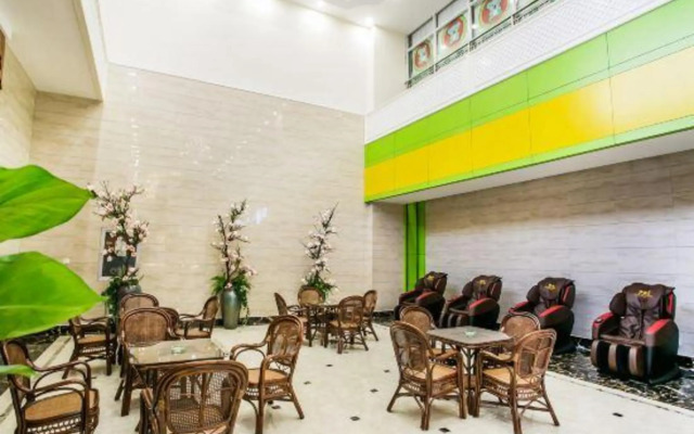 Vienna Hotel (Shaoxing Paojiang)