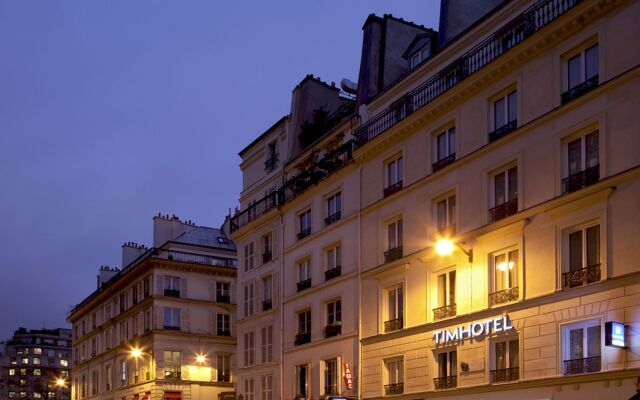 Отель Timhotel Le Louvre Франция, Париж - 12 отзывов об отеле, цены и фото номеров - забронировать отель Timhotel Le Louvre онлайн вид на фасад