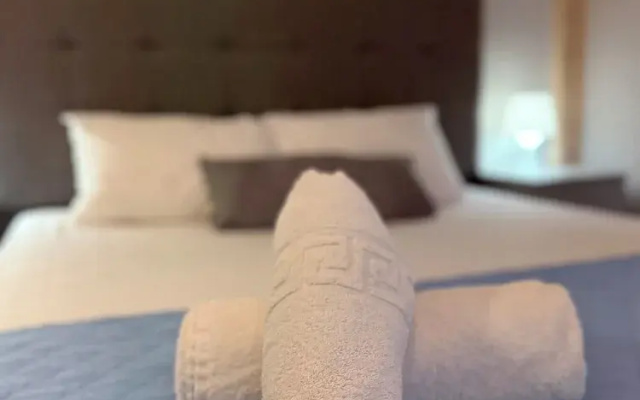 Dom Suites