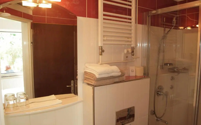 Ana Guest House