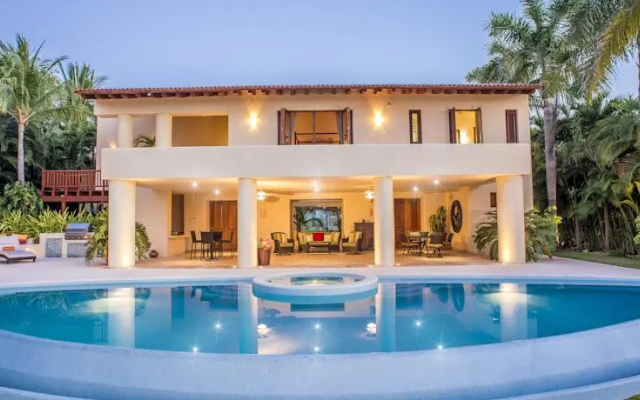 Casa Paraiso