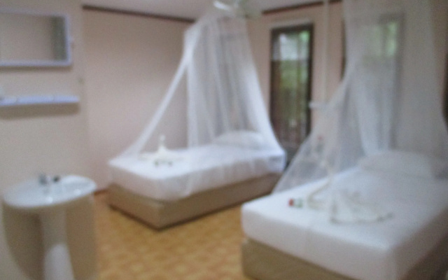 Khao Sok Island Resort and Spa