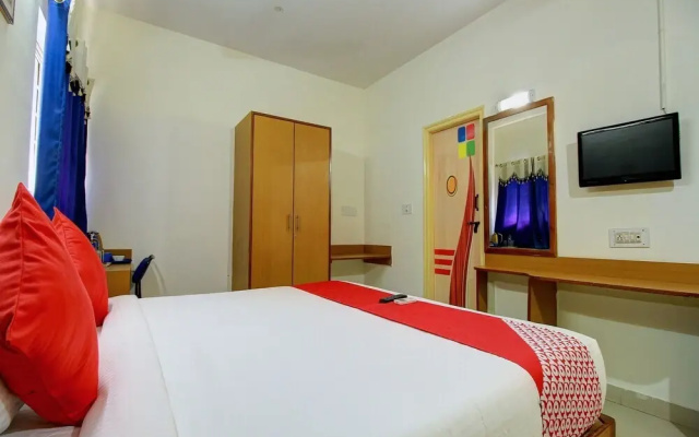 Hotel Ample Inn Vidyanagar by OYO Rooms