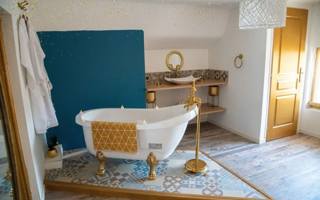 Aux 3 Nuances Suites Privatives & Spa