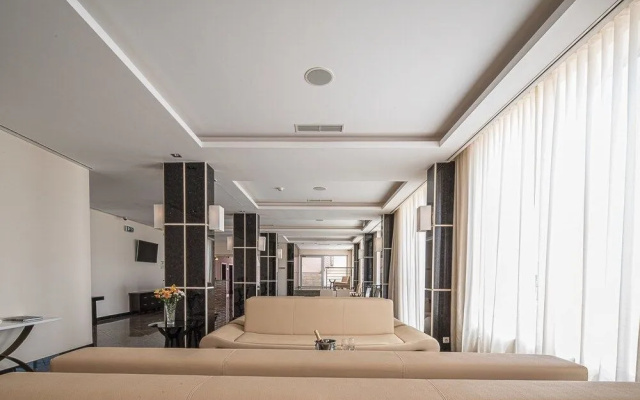 iu Hotel Sumbe