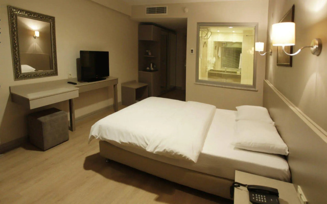 Zinos Hotel