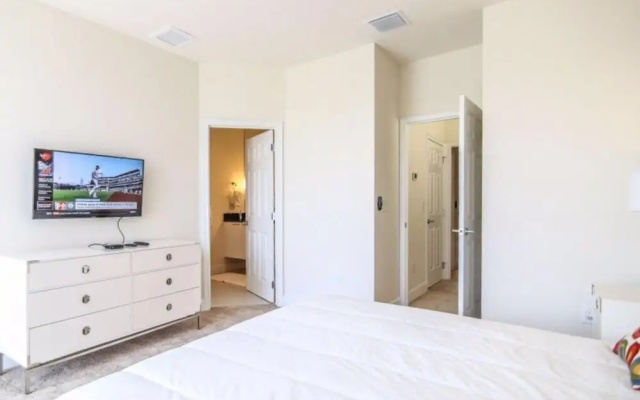 17413sb - Serenity 3 Bedroom Townhouse