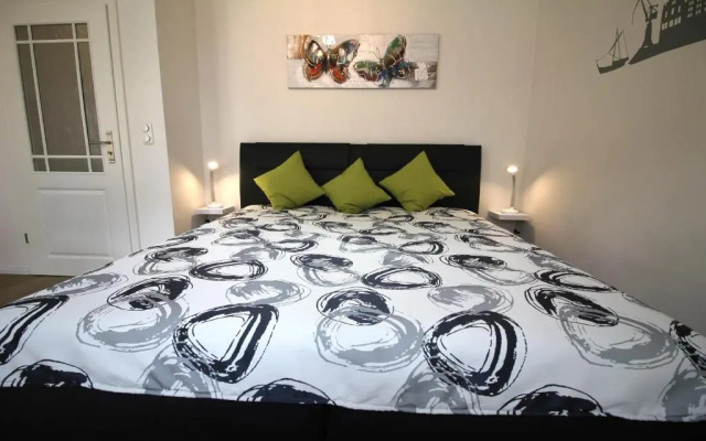 Altstadtblick Wismar mit Terrasse & Parkplatz - ABC34