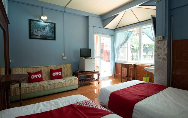 OYO 402 Raknatee Resort