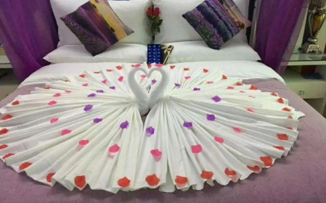 WEESH  hotel
