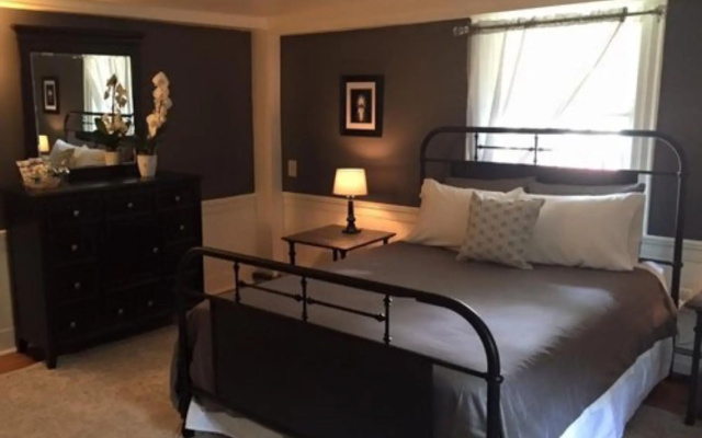 Safford Mills Inn