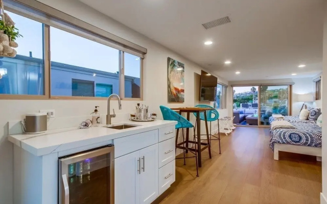 CA Dreaming 5 Bedroom Home