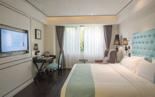 XANA LITE Hotel Shixi Metro Station
