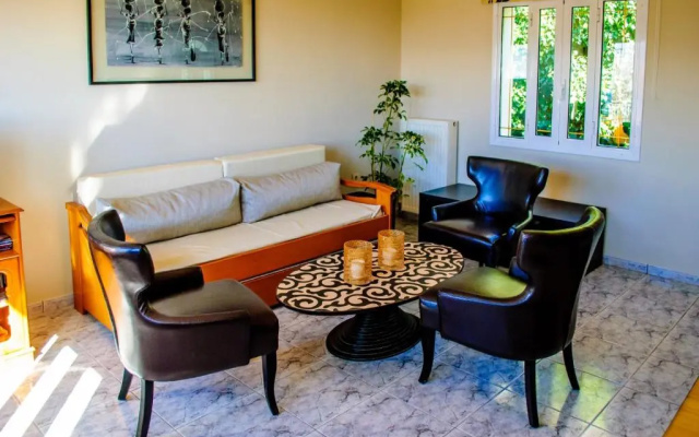 Panochori Apartment