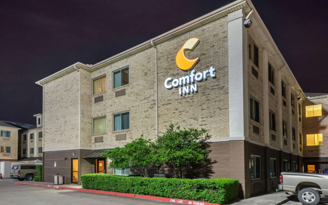Comfort Inn DFW North-Irving