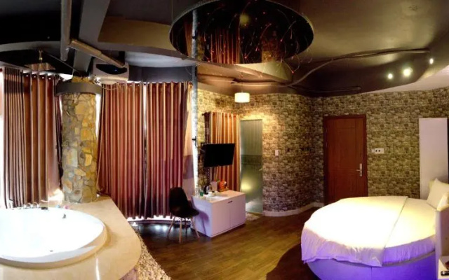 Bonita Grand Hotel