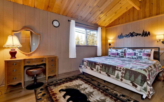2583-bernhardt Brown Bungalow