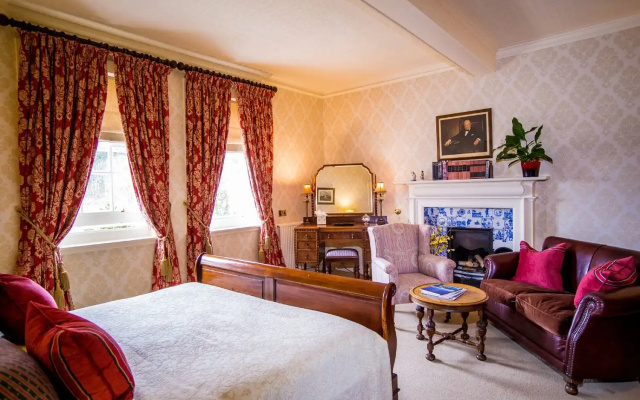 Knockinaam Lodge