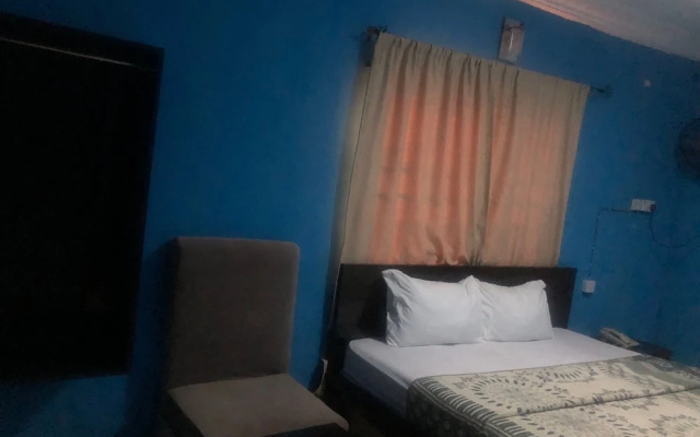 Prince Palace Hotel