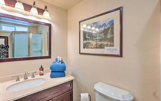 Gorgeous Oakhurst Retreat w/ Swimming Hole!