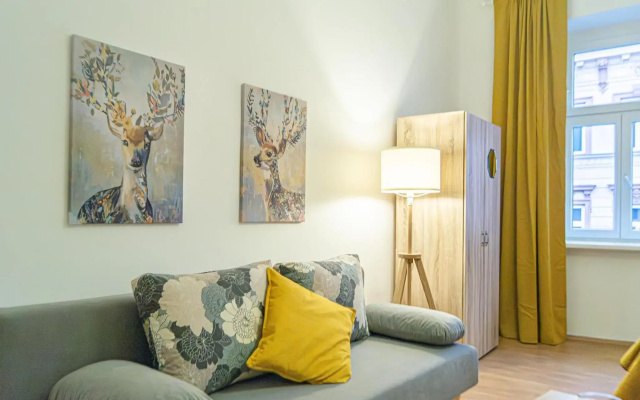 Economy Apartment well connected to the whole city
