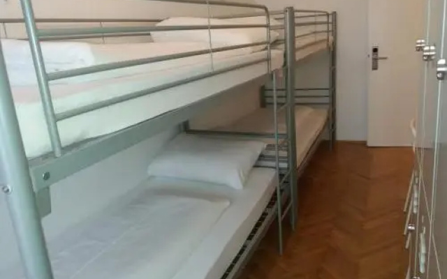 CH-Wellness Apartments & Rooms